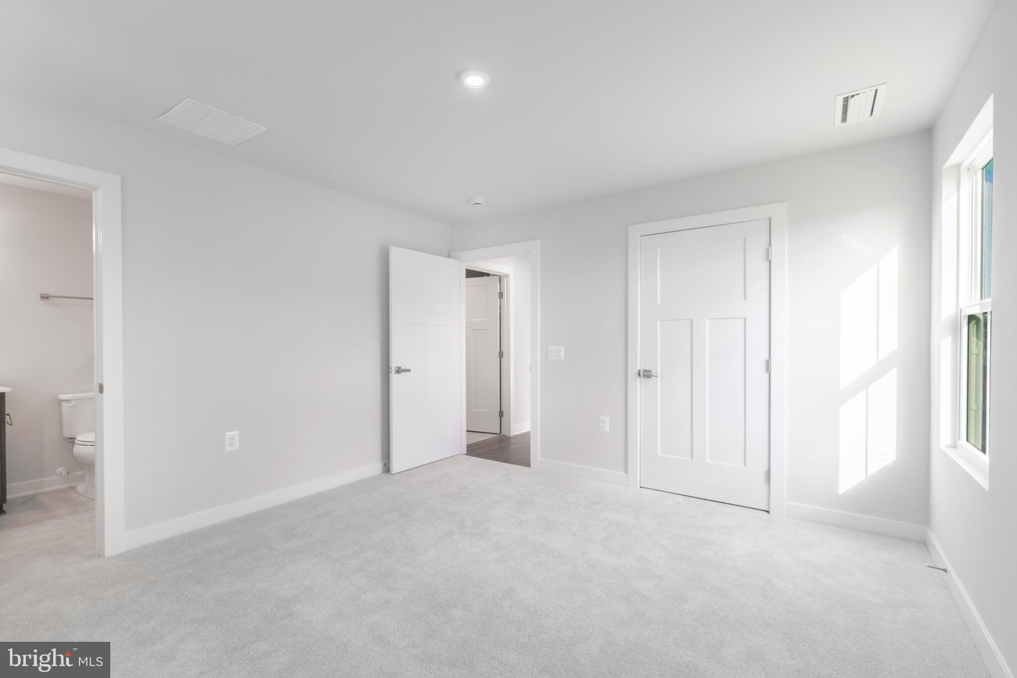 CARDINAL POINTE - Residential