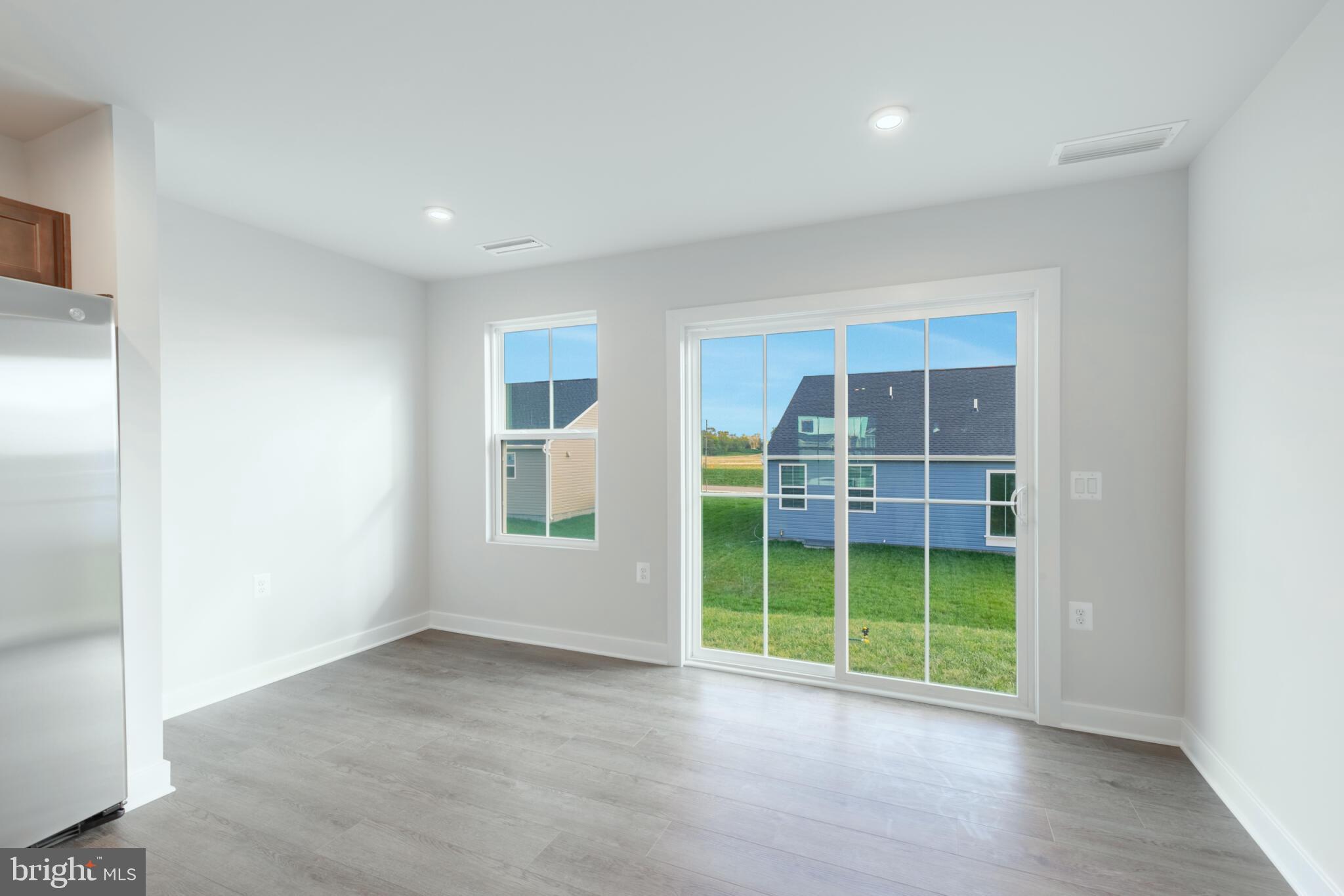 CARDINAL POINTE - Residential