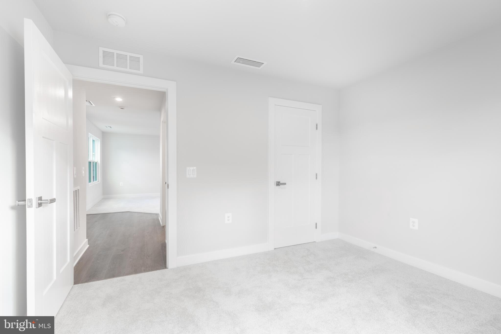 CARDINAL POINTE - Residential