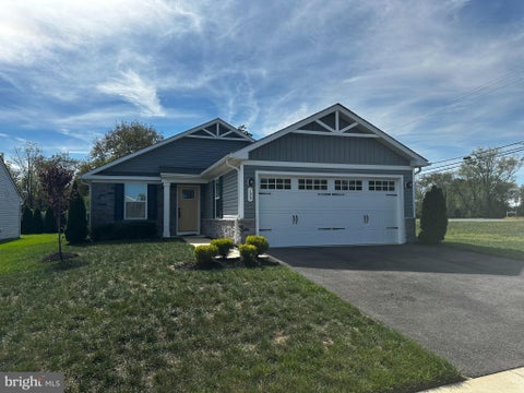 Homes For Sale - 100 Senators Way<br/> BERLIN, NJ 08009