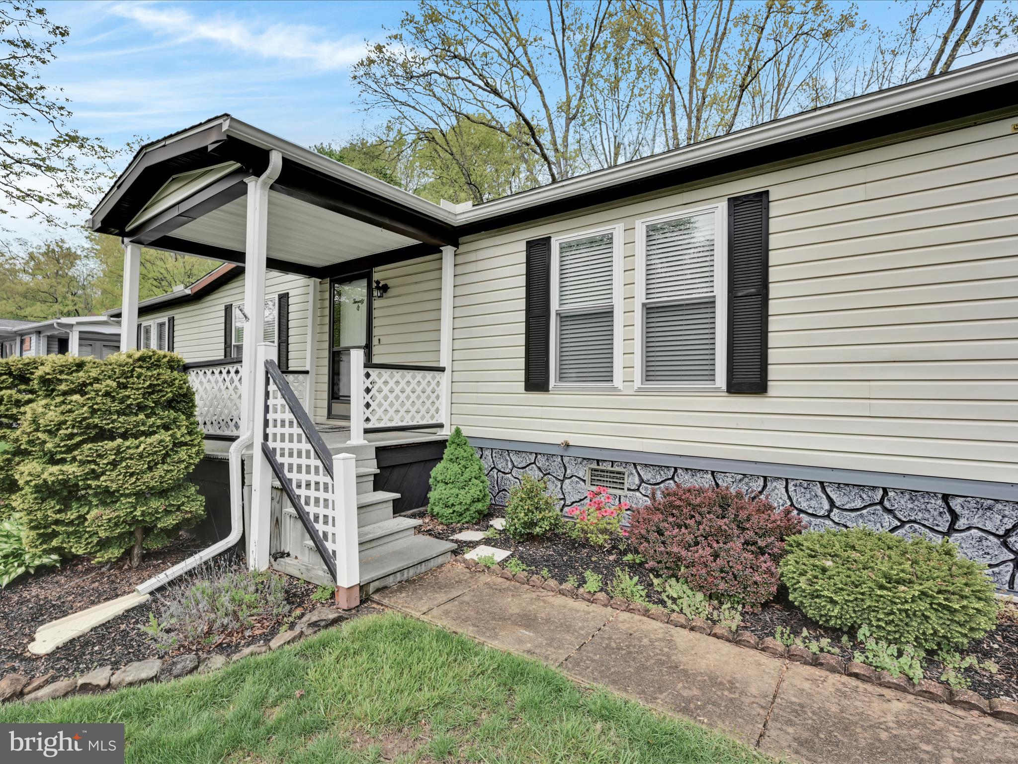 GRETNA SPRINGS - Residential