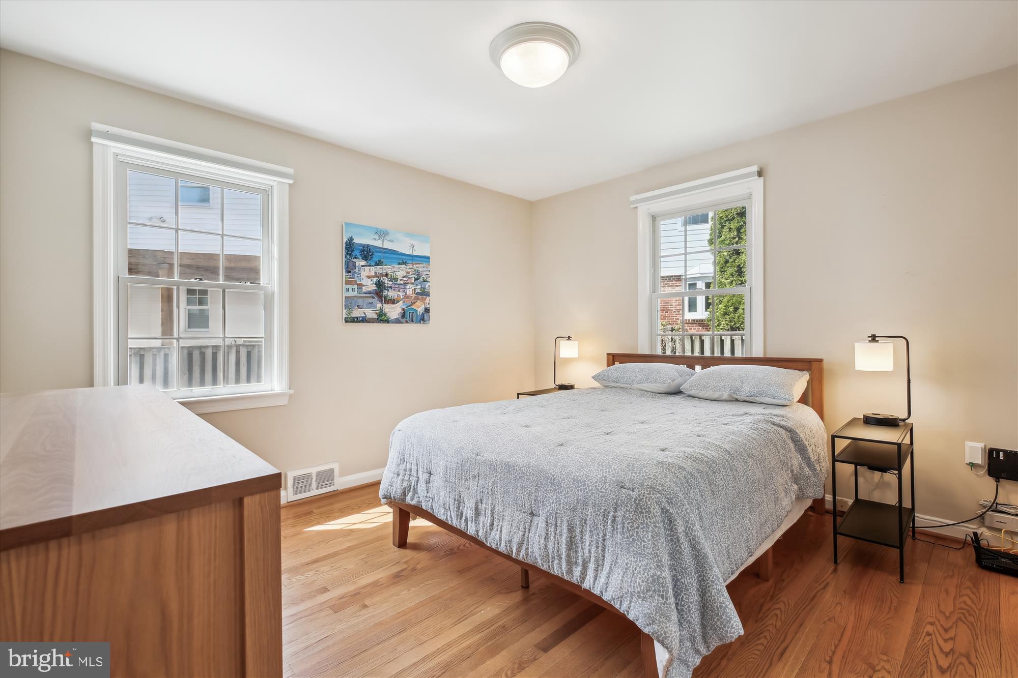 GLENBROOK KNOLLS - Residential Lease