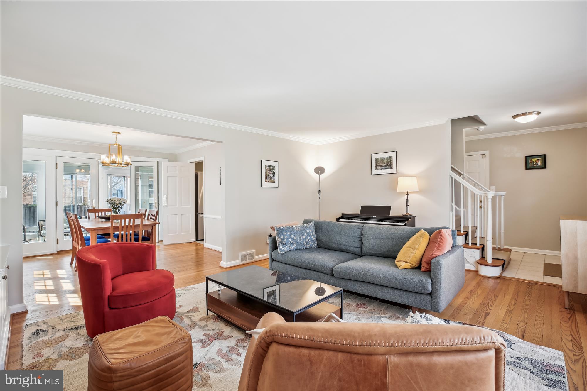 GLENBROOK KNOLLS - Residential Lease