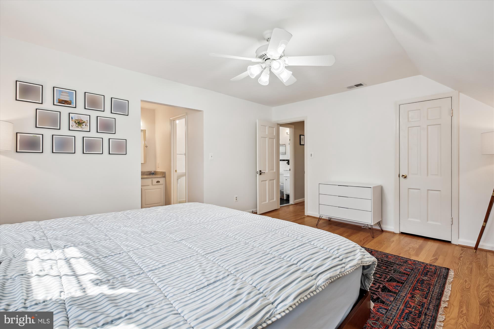 GLENBROOK KNOLLS - Residential Lease