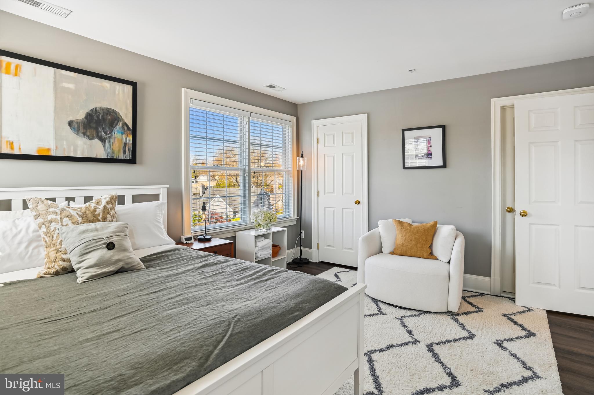 MURRAY HILL - Residential