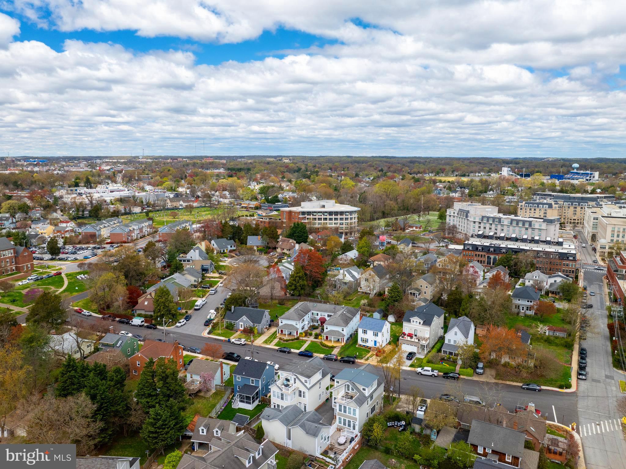 MURRAY HILL - Residential