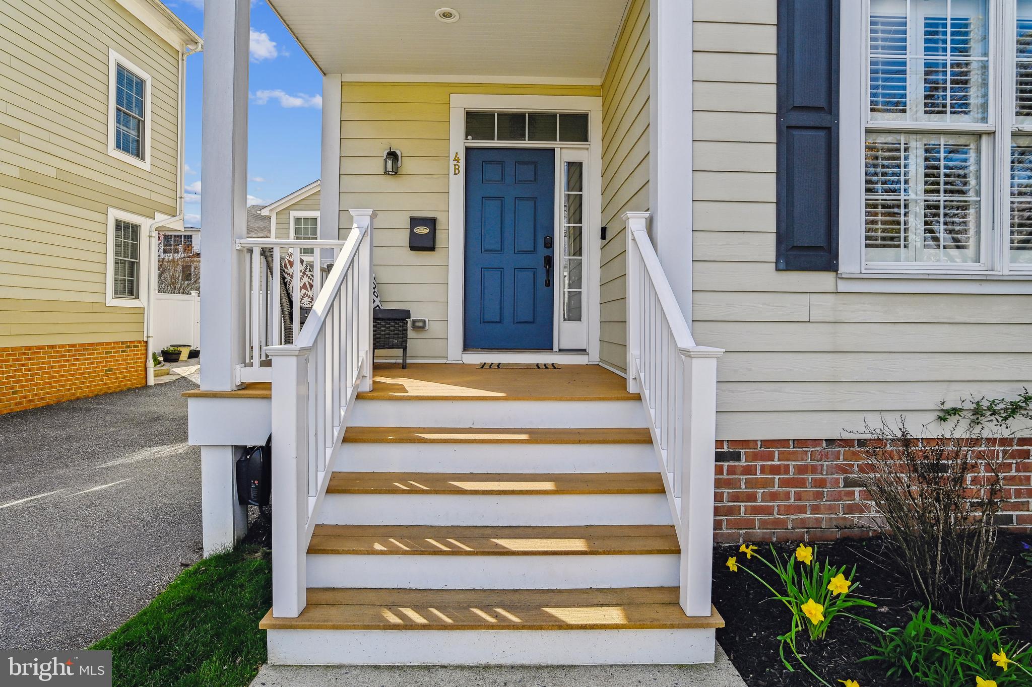 MURRAY HILL - Residential