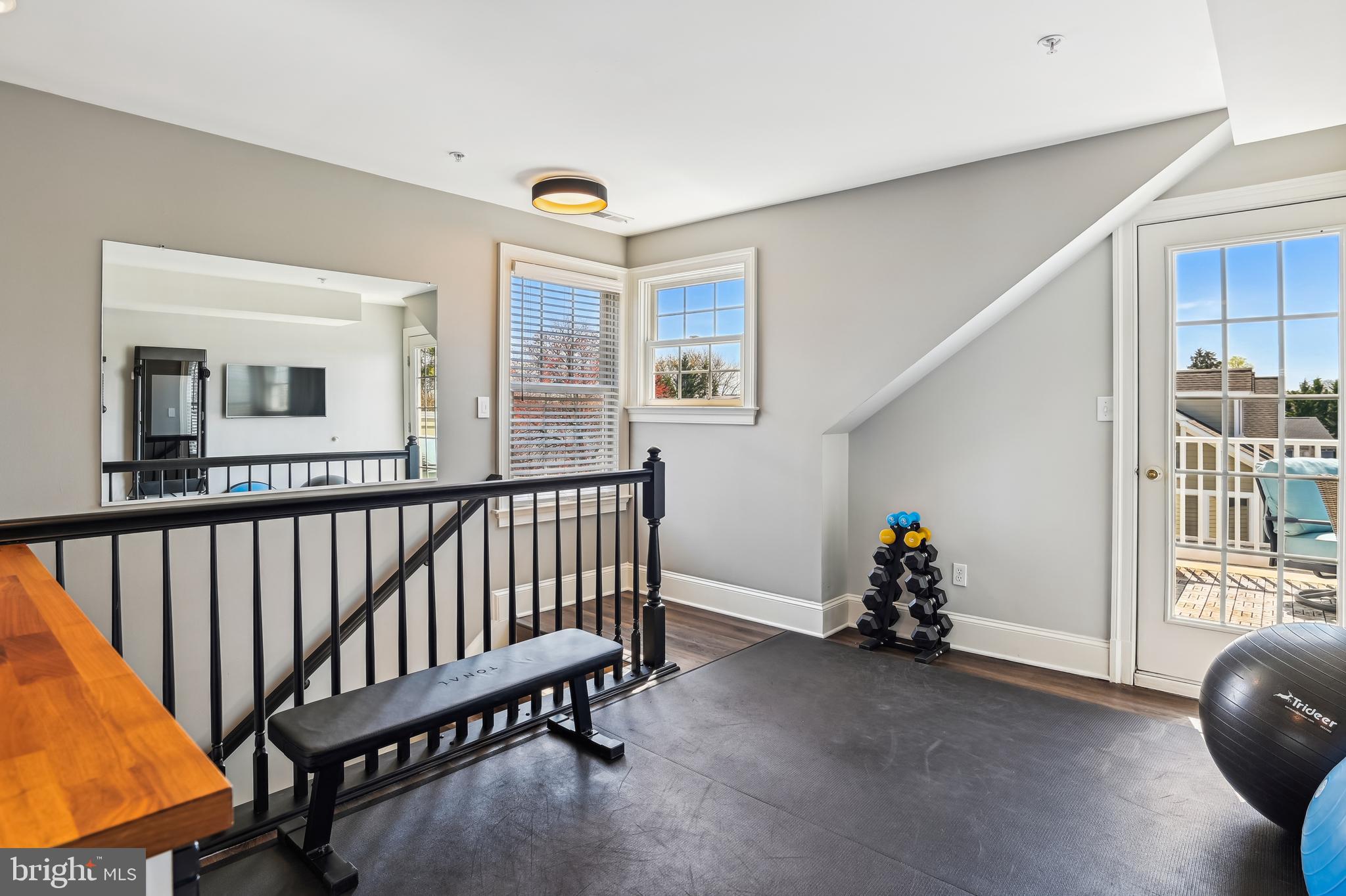 MURRAY HILL - Residential