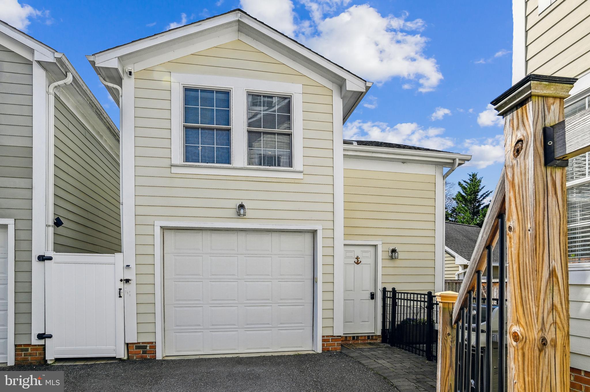 MURRAY HILL - Residential