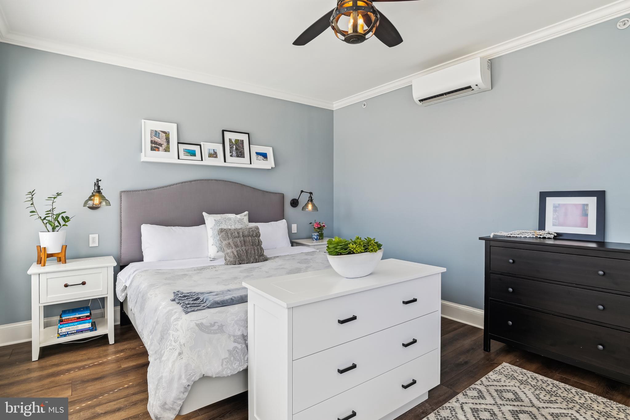 MURRAY HILL - Residential