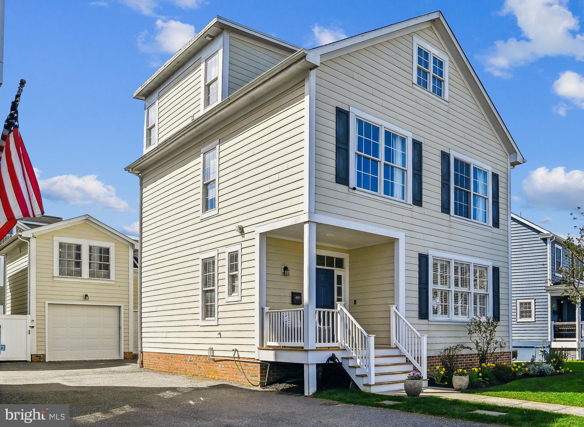 MURRAY HILL - Residential