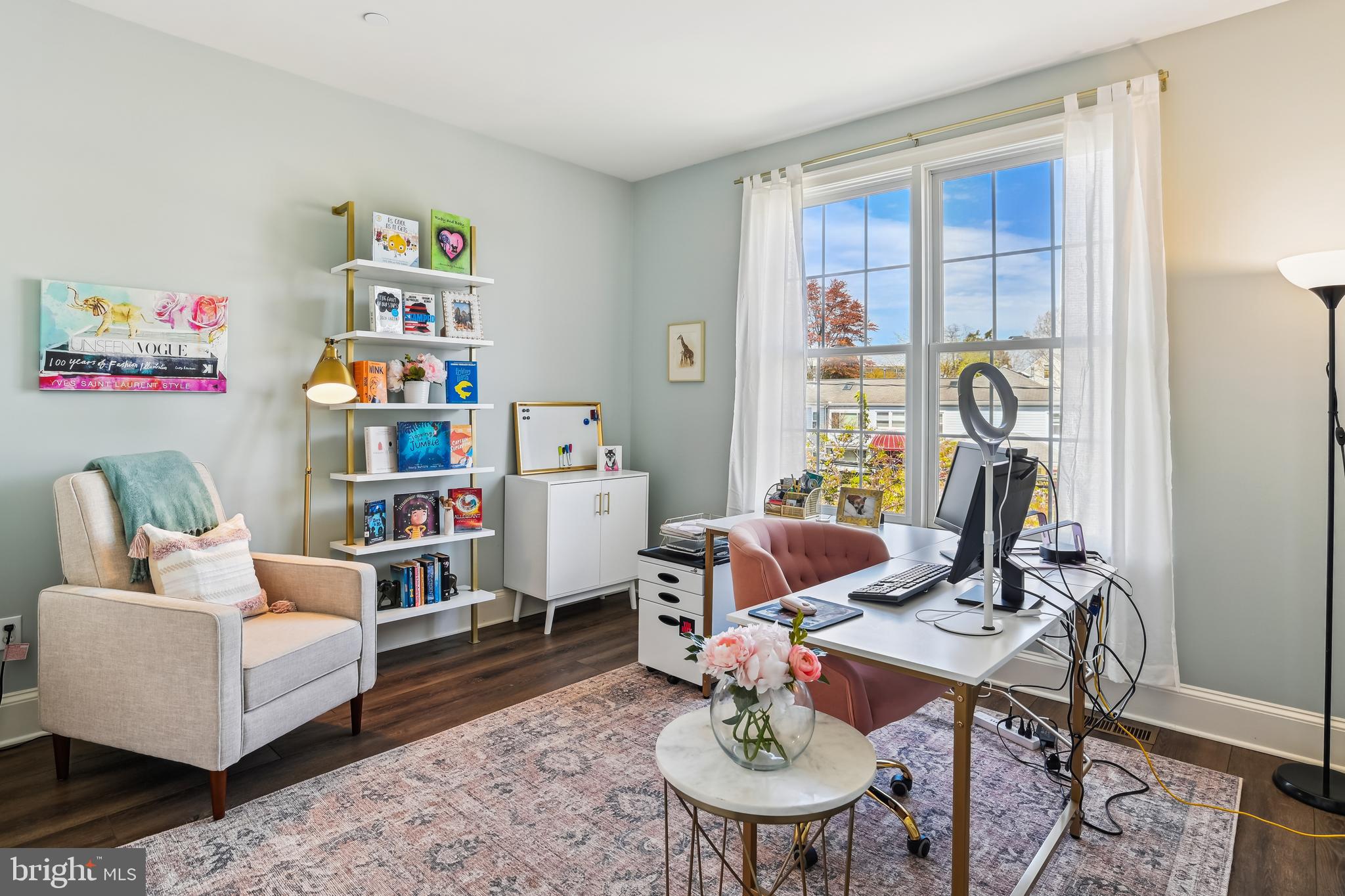 MURRAY HILL - Residential