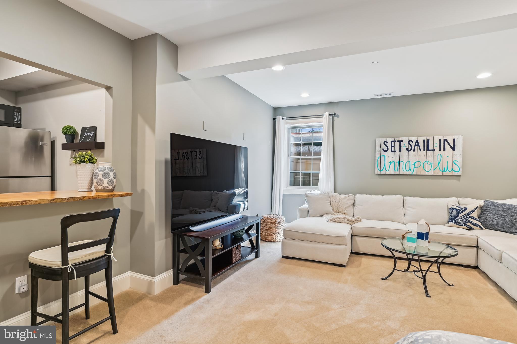 MURRAY HILL - Residential