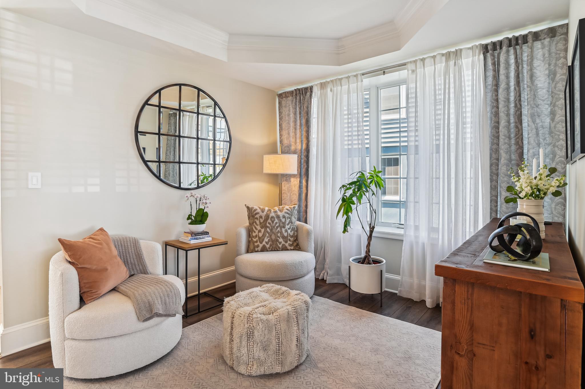 MURRAY HILL - Residential