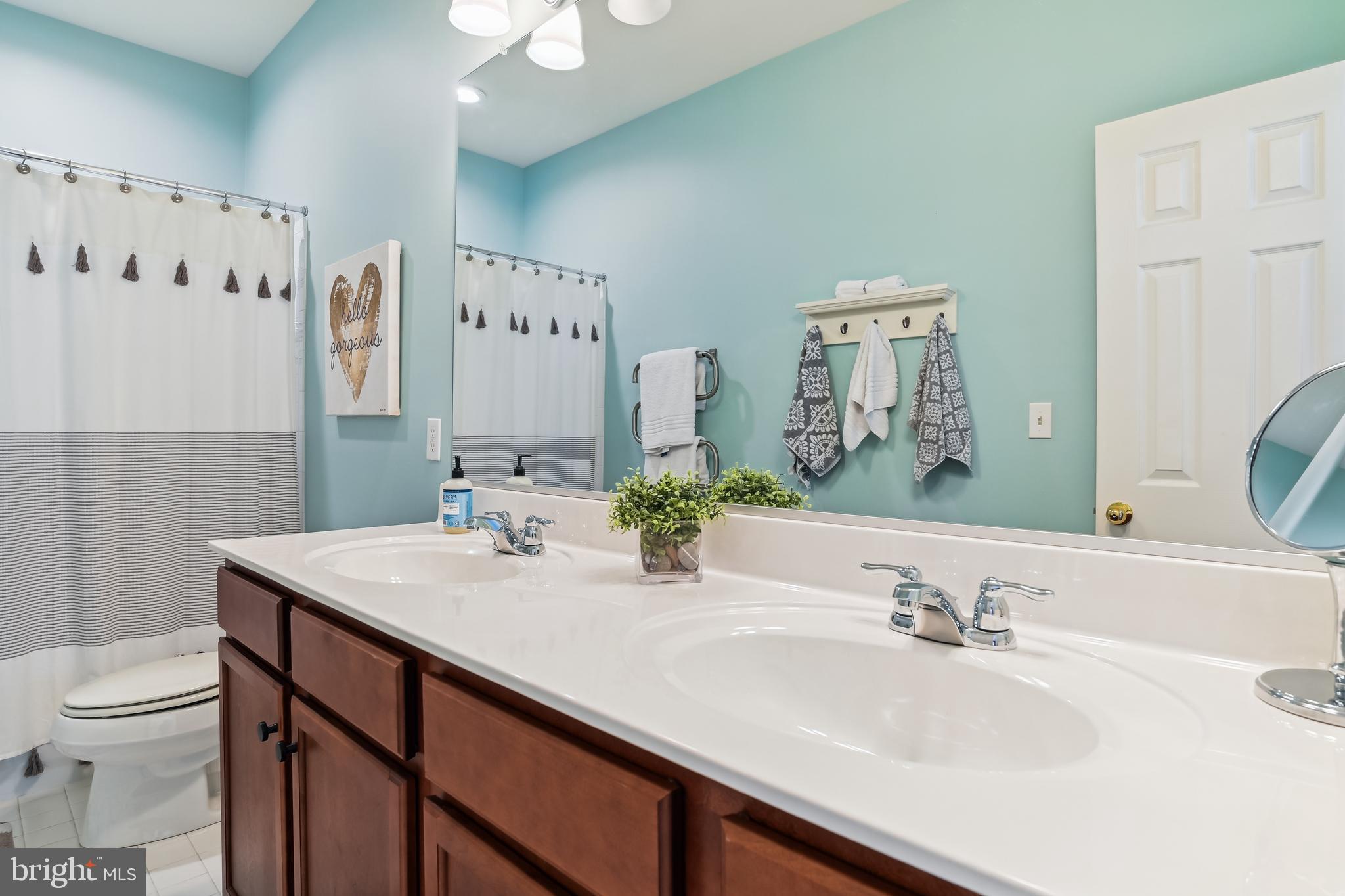 MURRAY HILL - Residential