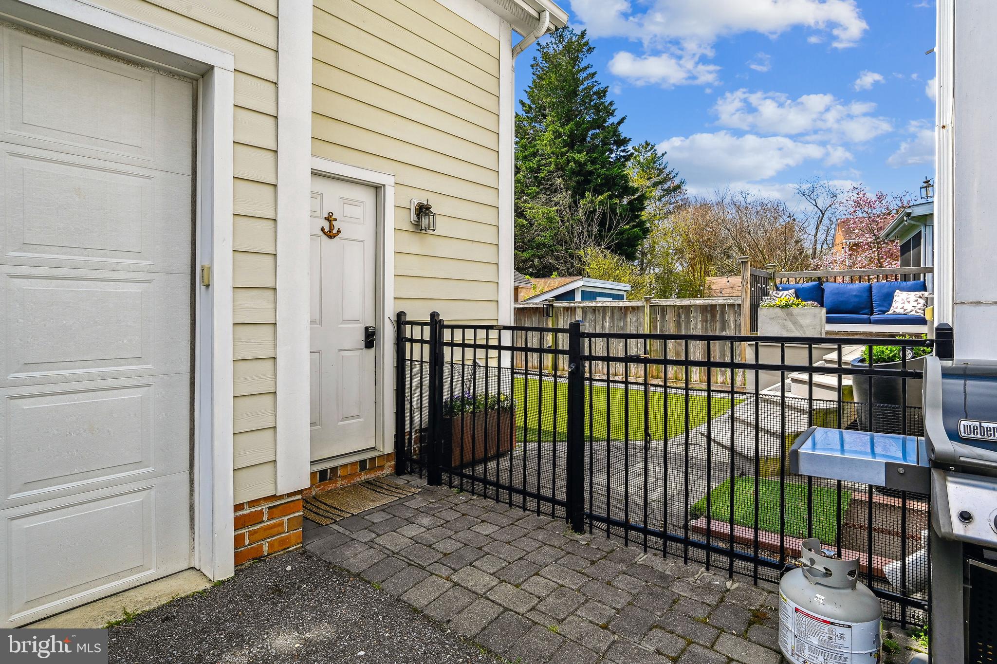 MURRAY HILL - Residential