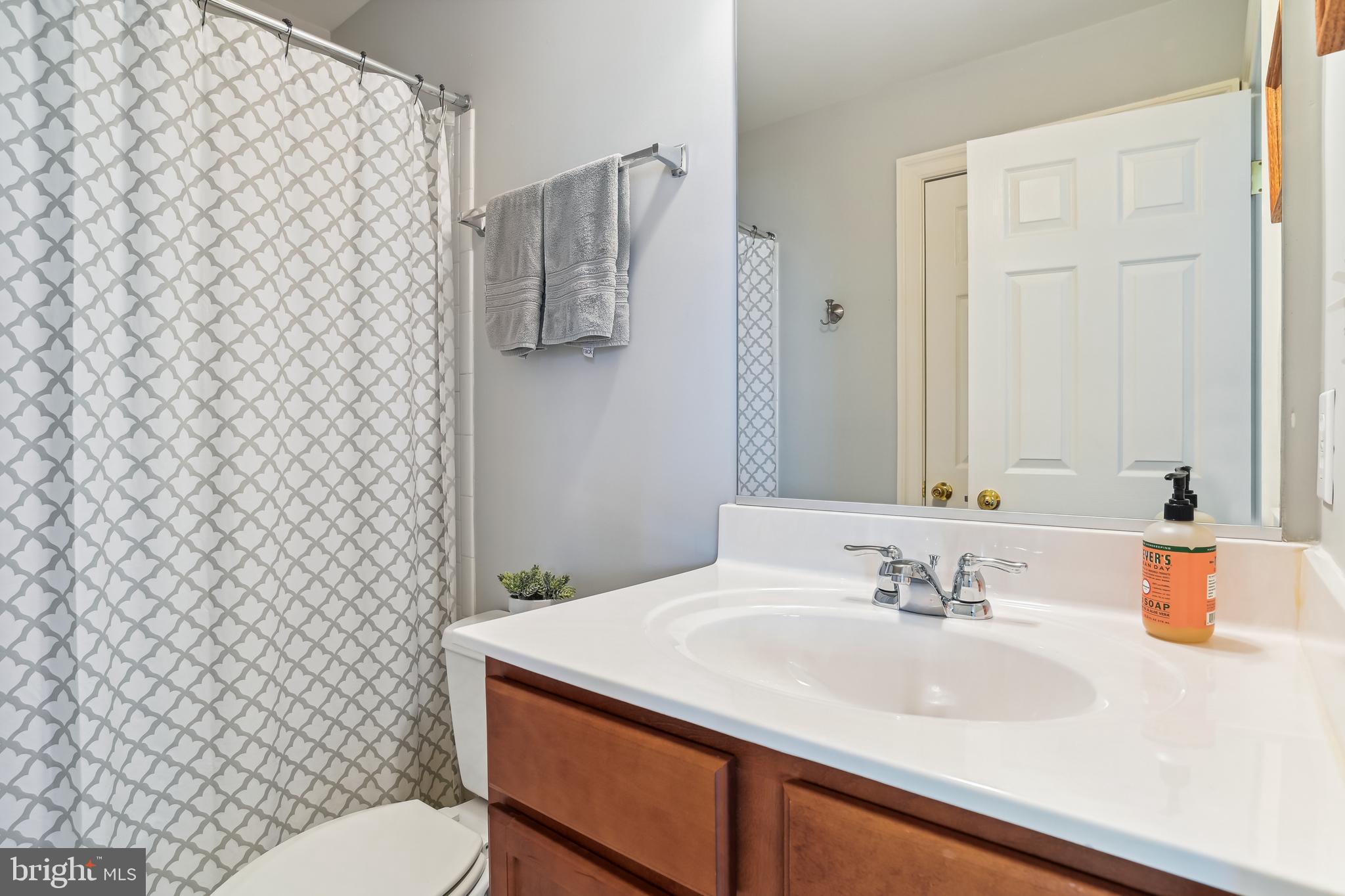 MURRAY HILL - Residential