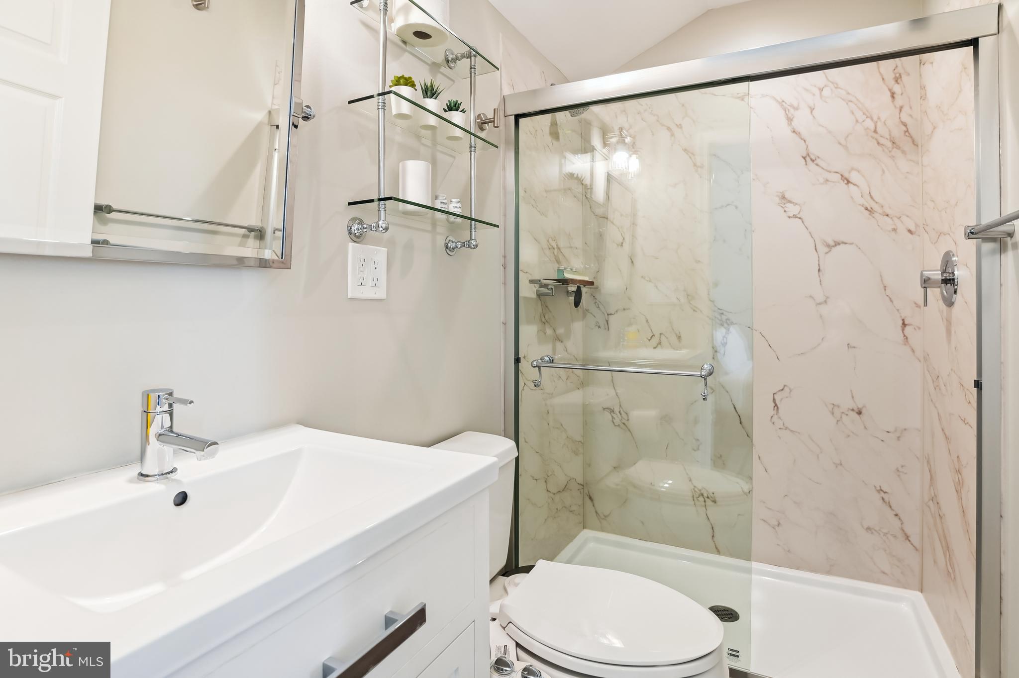 MURRAY HILL - Residential