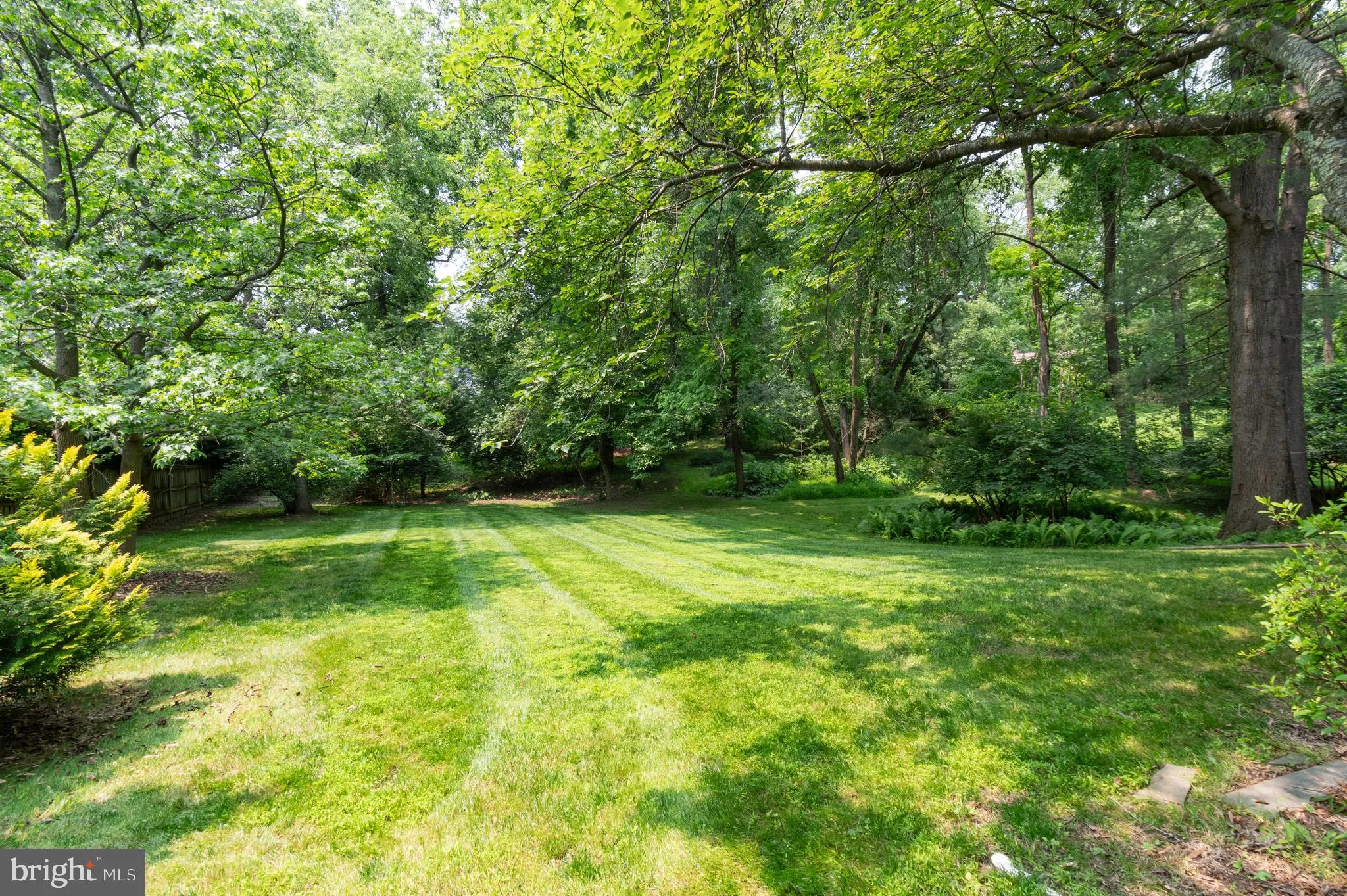 Oakton, Virginia 22124, United States, 4 Bedrooms Bedrooms, ,4 BathroomsBathrooms,Residential,Pending,137651