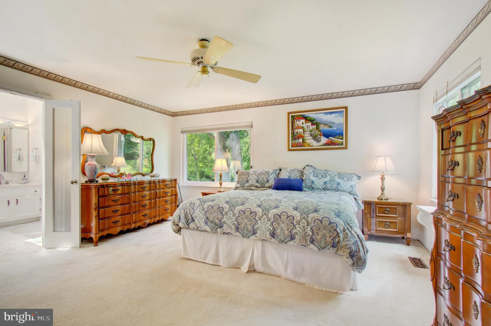 Oakton, Virginia 22124, United States, 4 Bedrooms Bedrooms, ,4 BathroomsBathrooms,Residential,Pending,137651