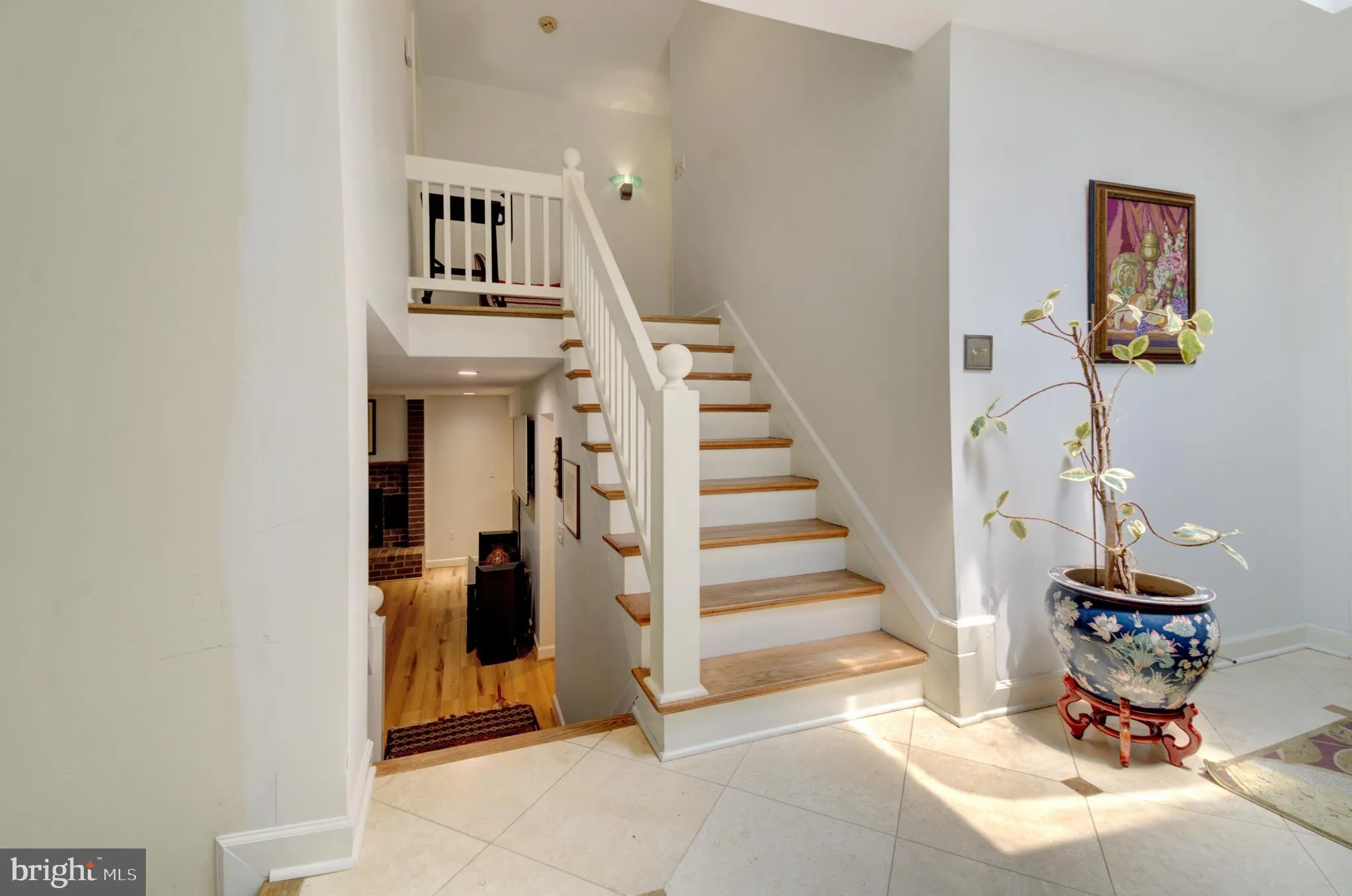 Oakton, Virginia 22124, United States, 4 Bedrooms Bedrooms, ,4 BathroomsBathrooms,Residential,Pending,137651