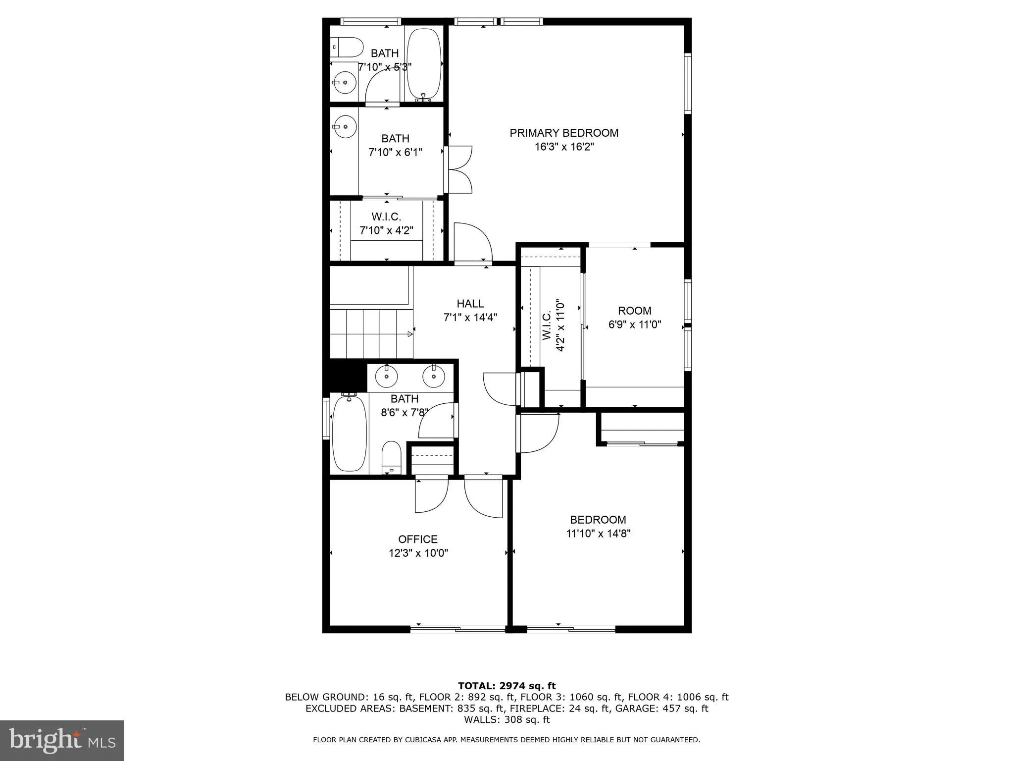 Oakton, Virginia 22124, United States, 4 Bedrooms Bedrooms, ,4 BathroomsBathrooms,Residential,Pending,137651
