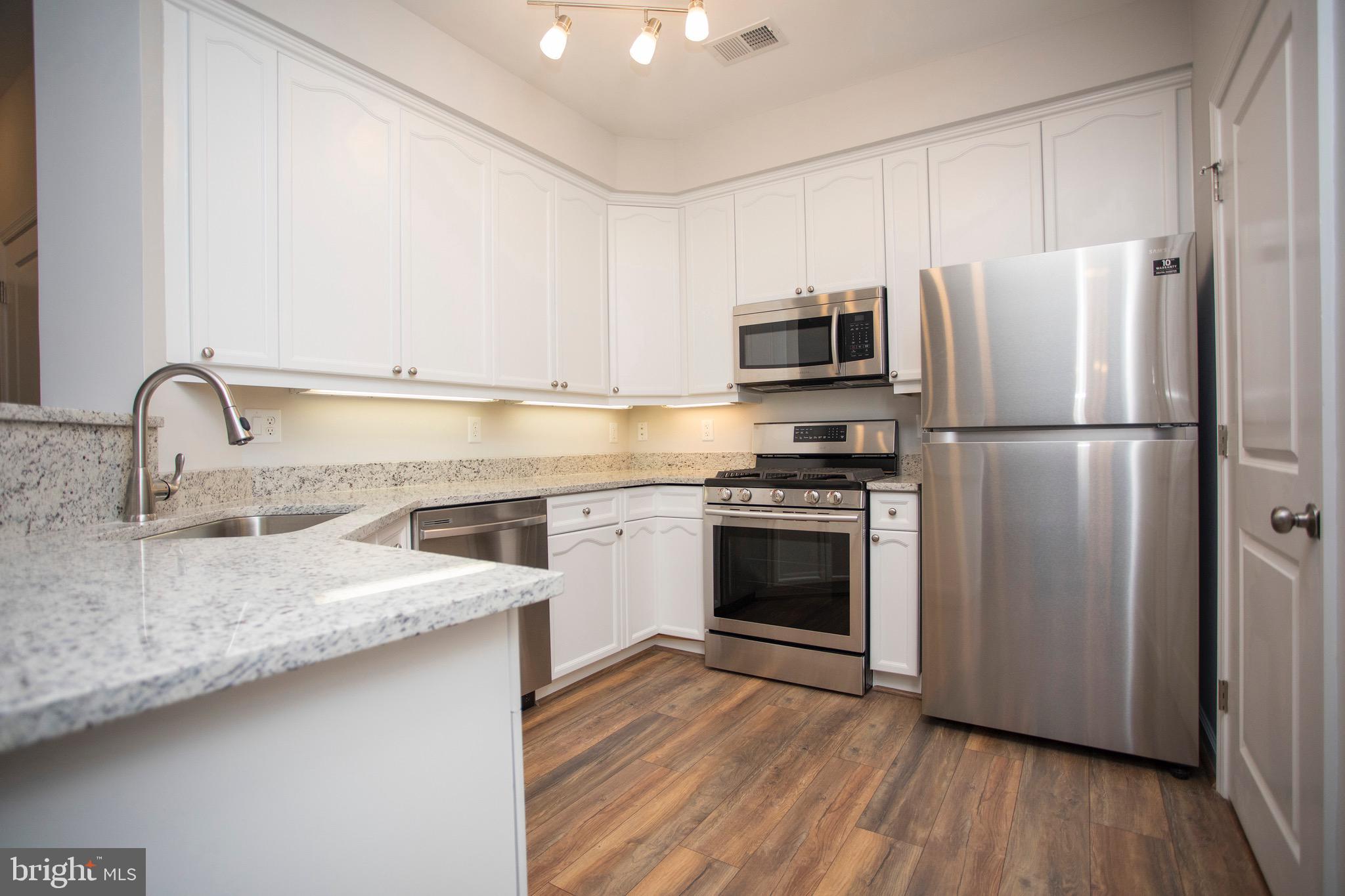 BELMONT BAY - Residential