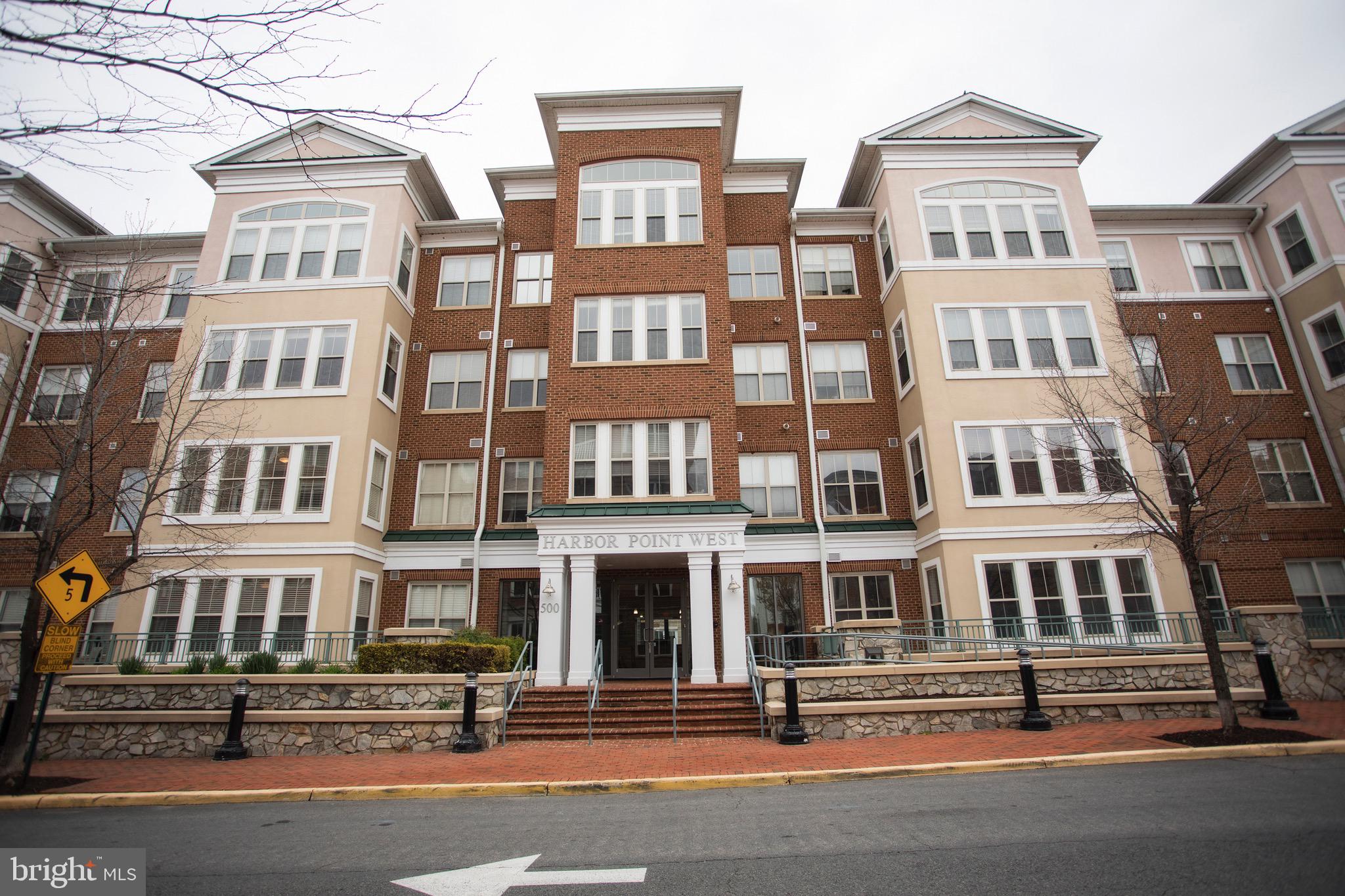 BELMONT BAY - Residential