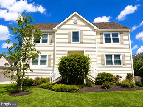 MLS: NJCD2125970