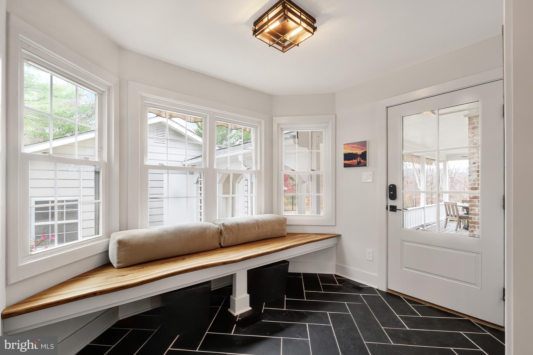 LAKE MARIAN ESTATES - Residential