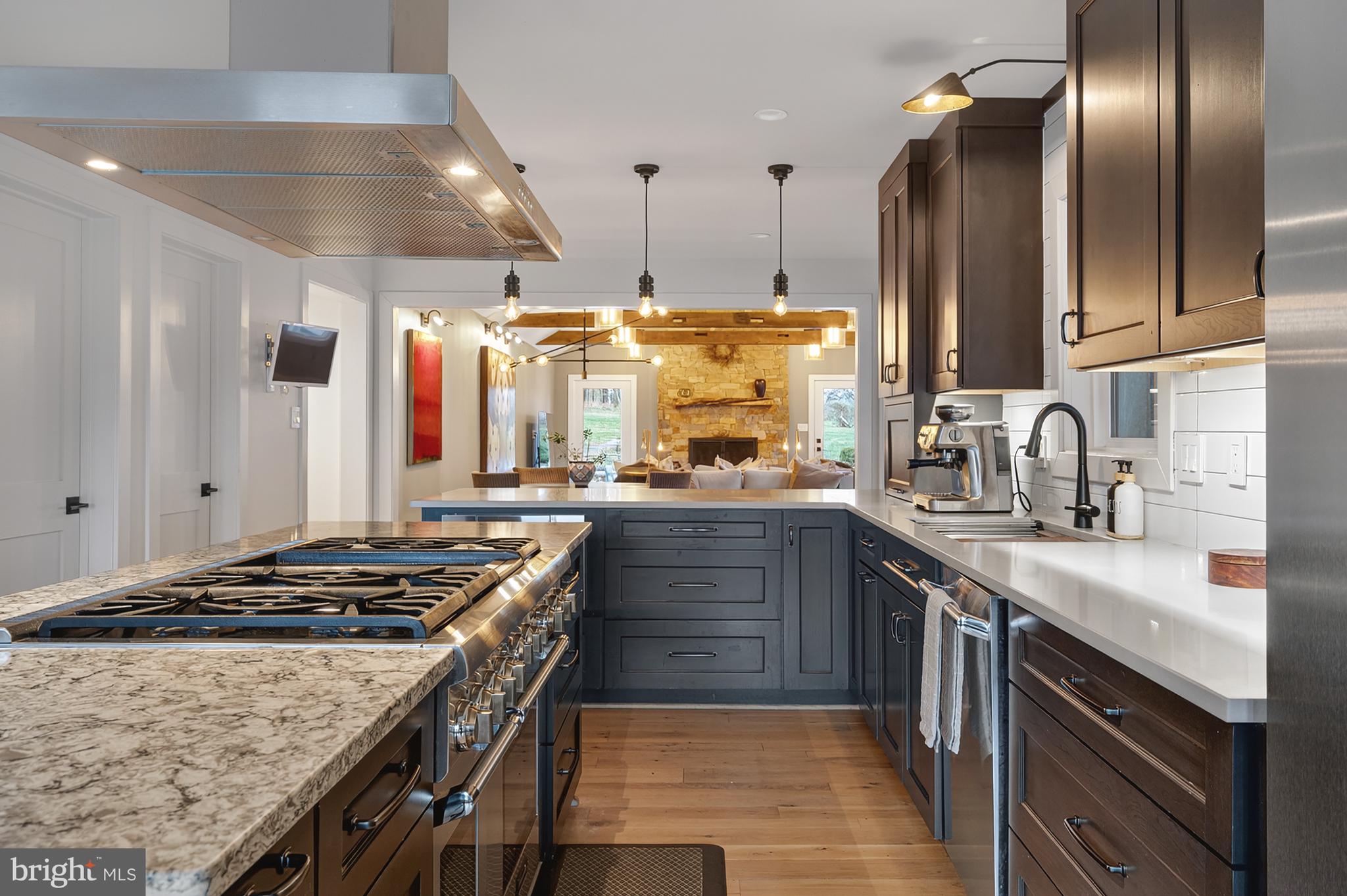 LAKE MARIAN ESTATES - Residential