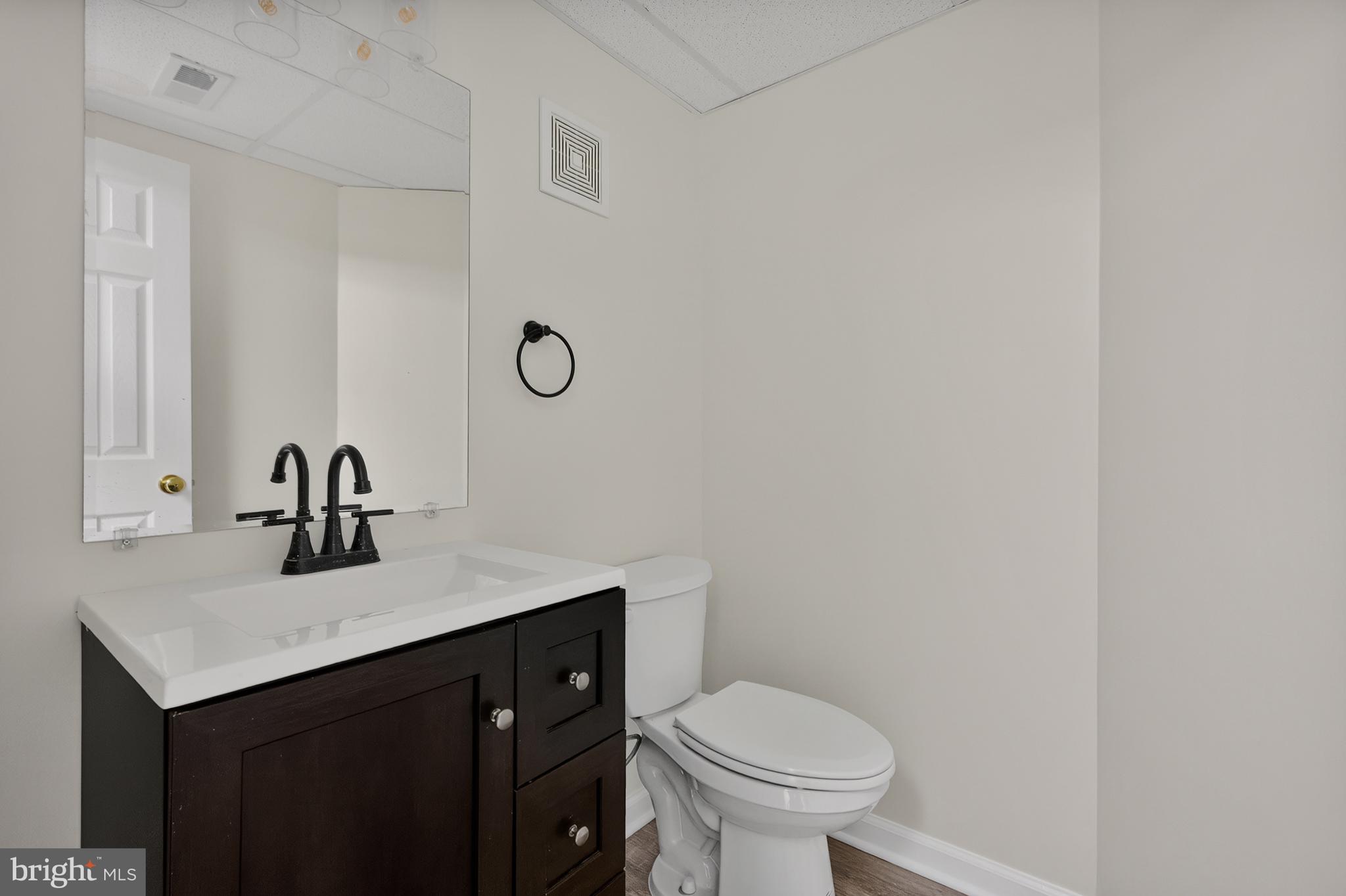 LAKE MARIAN ESTATES - Residential