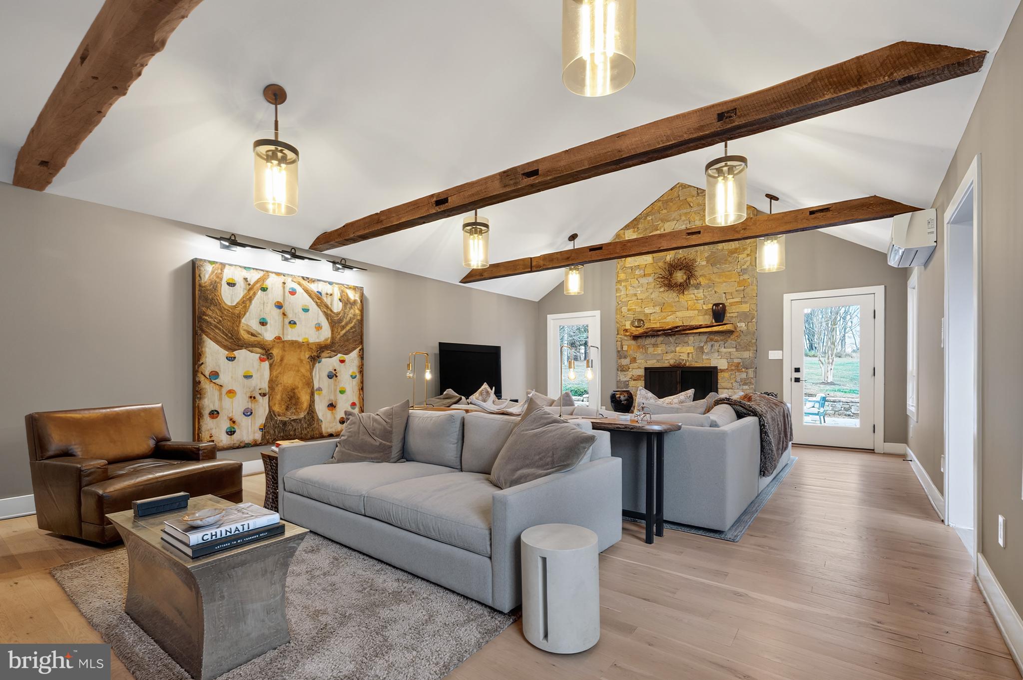 LAKE MARIAN ESTATES - Residential