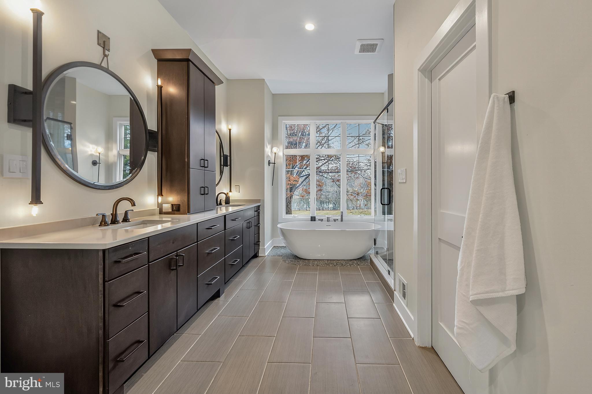 LAKE MARIAN ESTATES - Residential