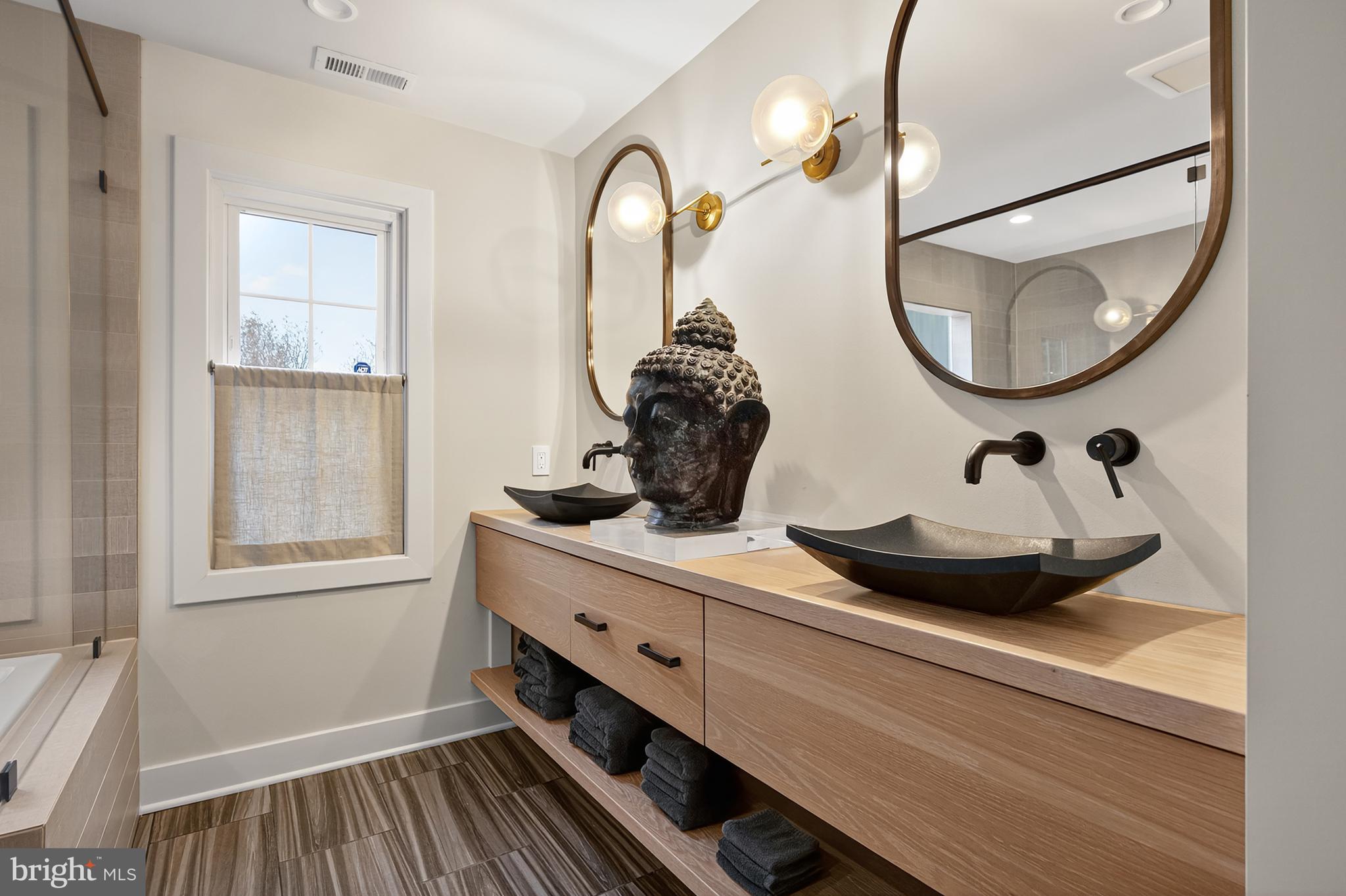 LAKE MARIAN ESTATES - Residential