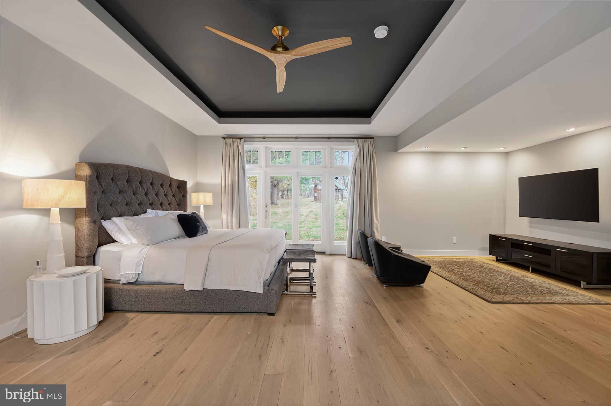 LAKE MARIAN ESTATES - Residential