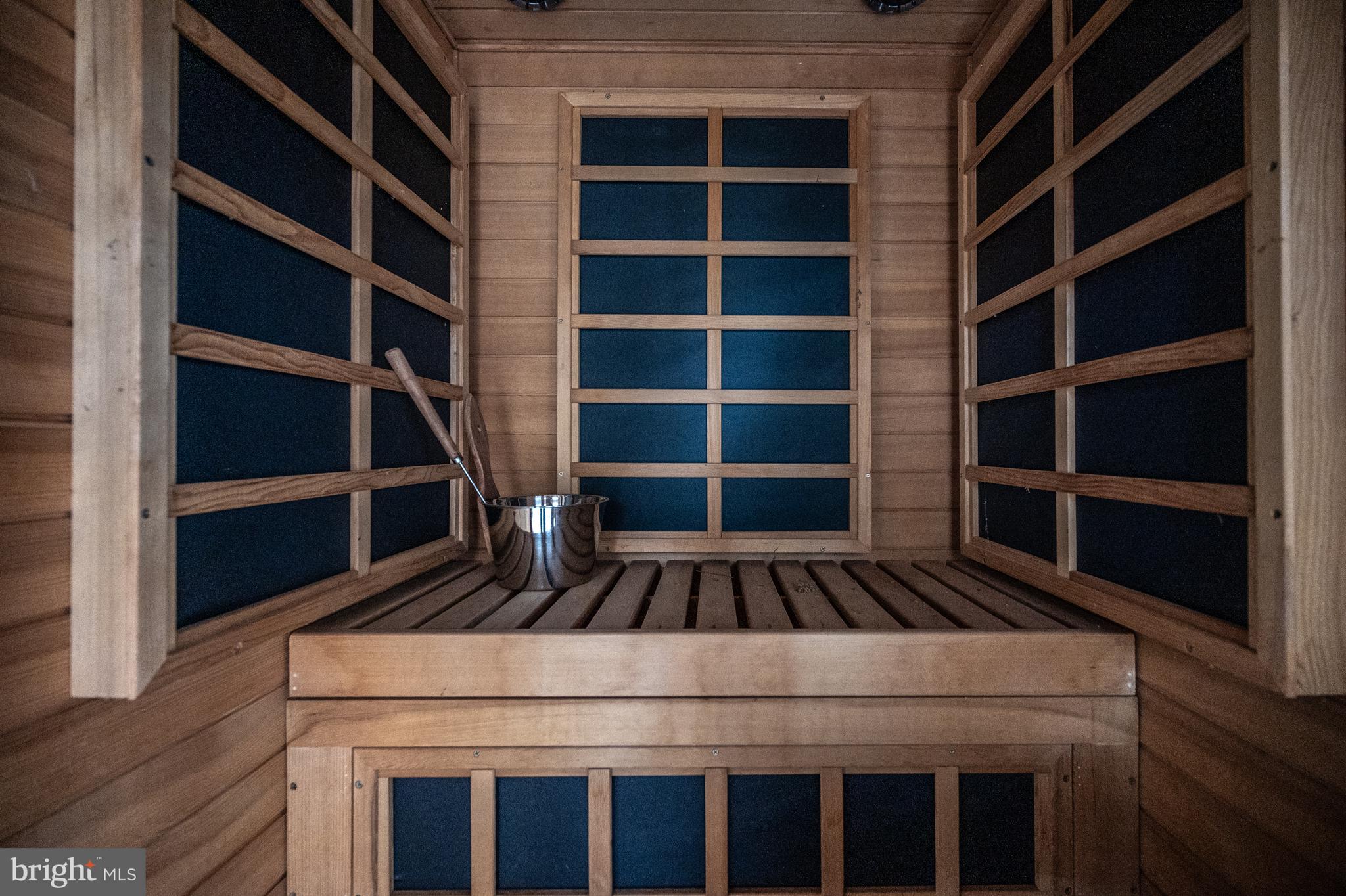 LAKE MARIAN ESTATES - Residential