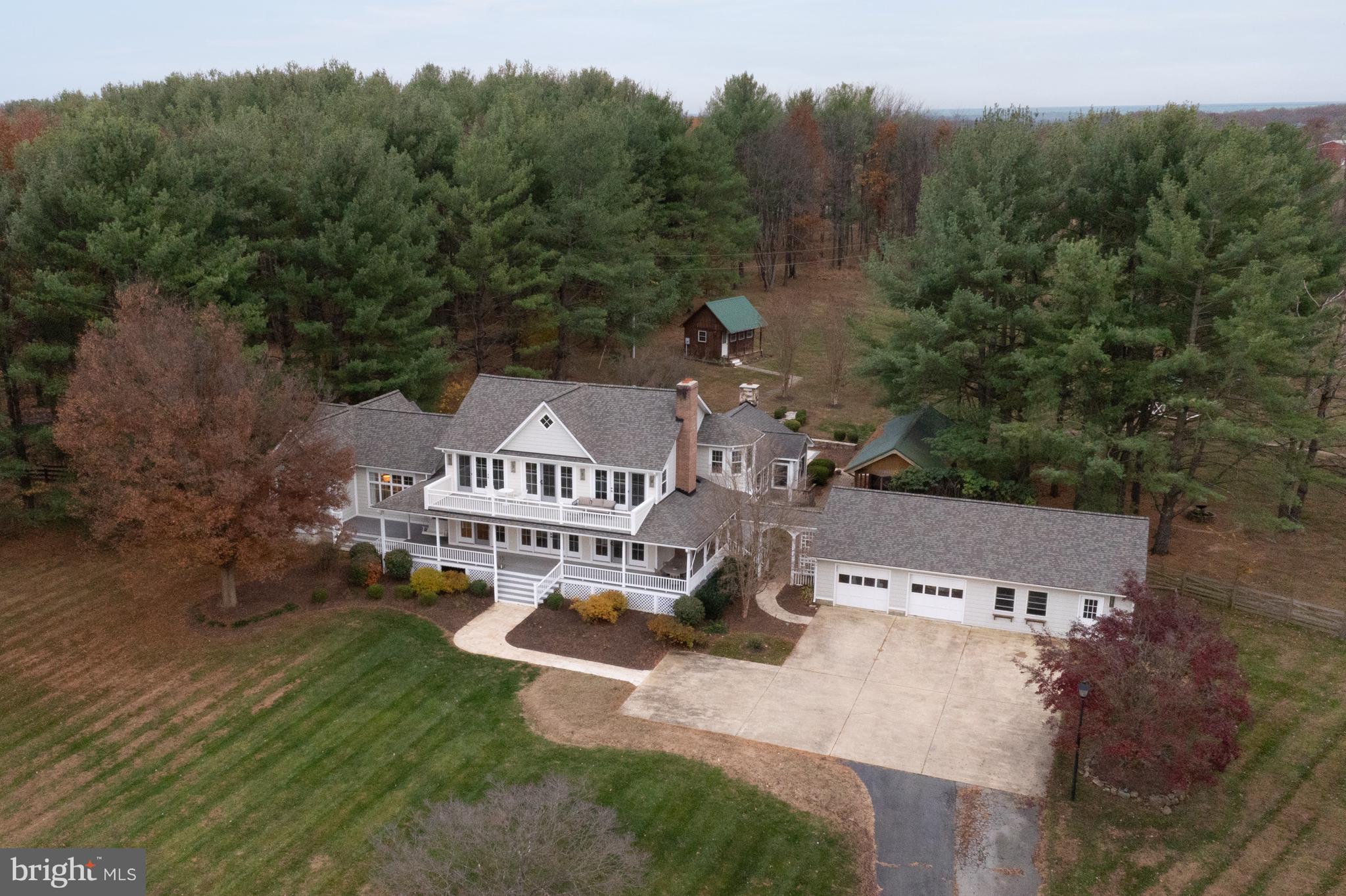 LAKE MARIAN ESTATES - Residential