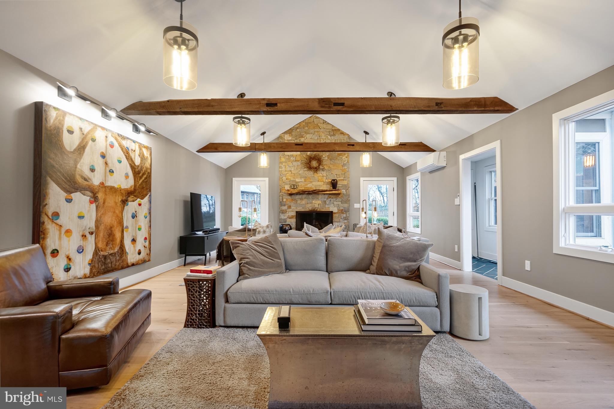 LAKE MARIAN ESTATES - Residential