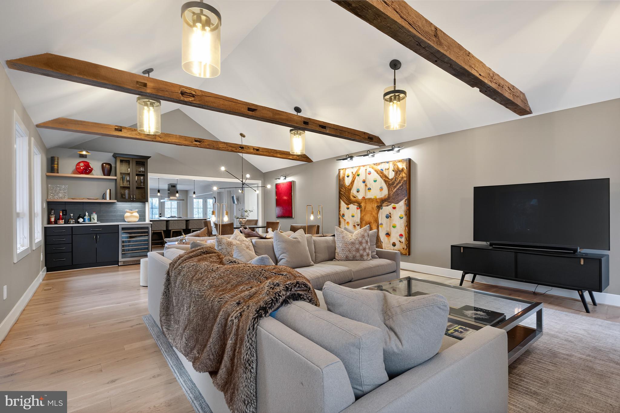 LAKE MARIAN ESTATES - Residential