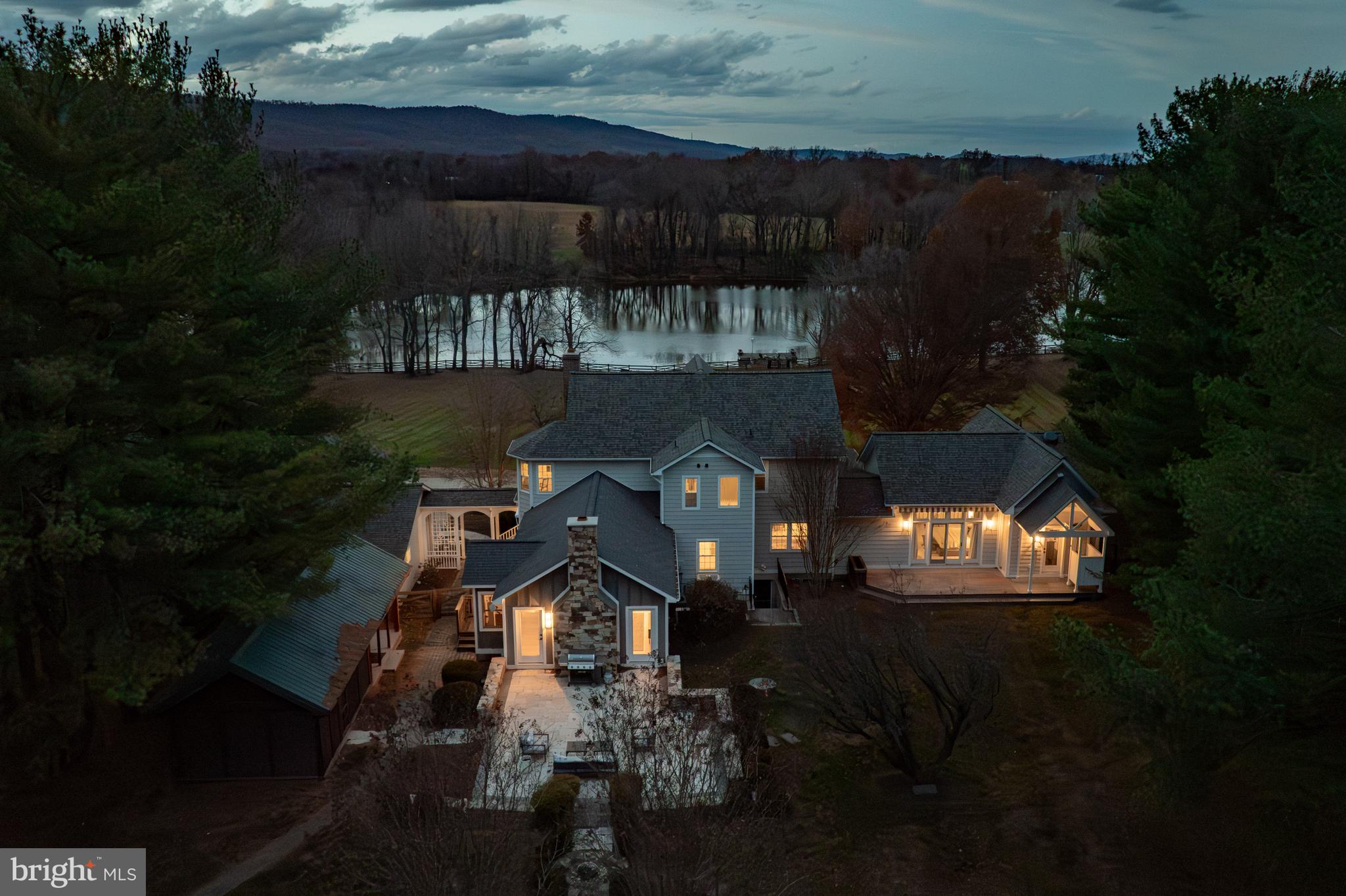 LAKE MARIAN ESTATES - Residential