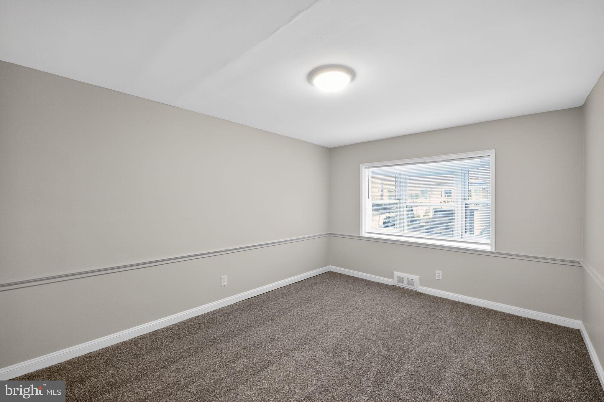 PERRING LOCH - Residential