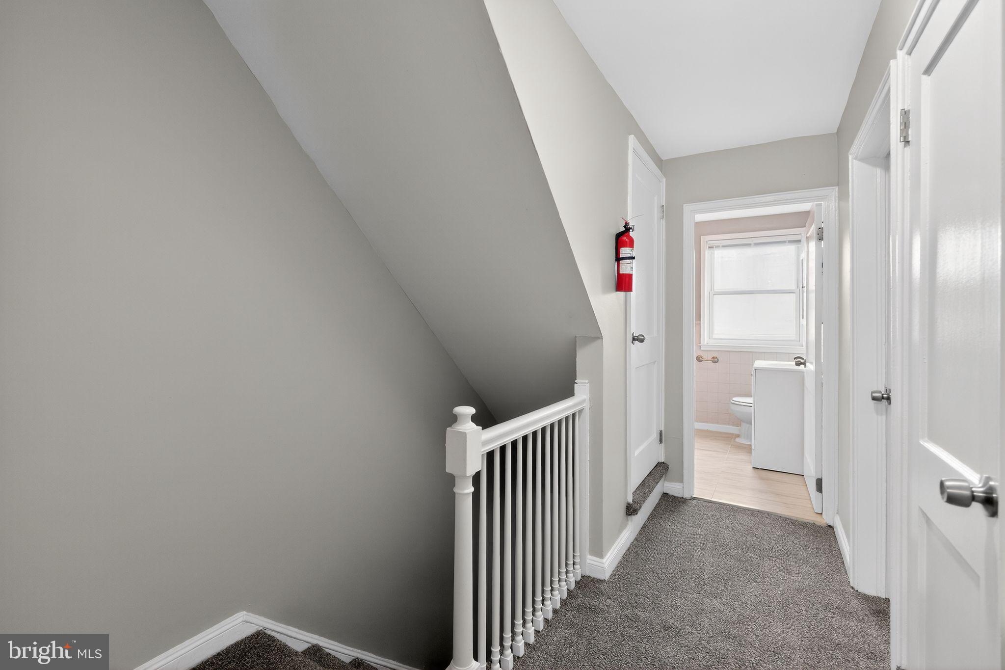 PERRING LOCH - Residential