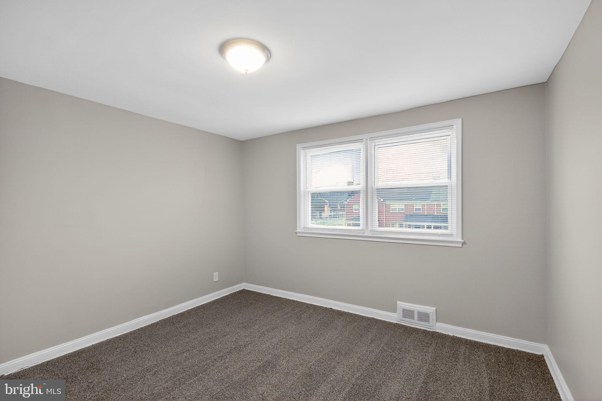 PERRING LOCH - Residential