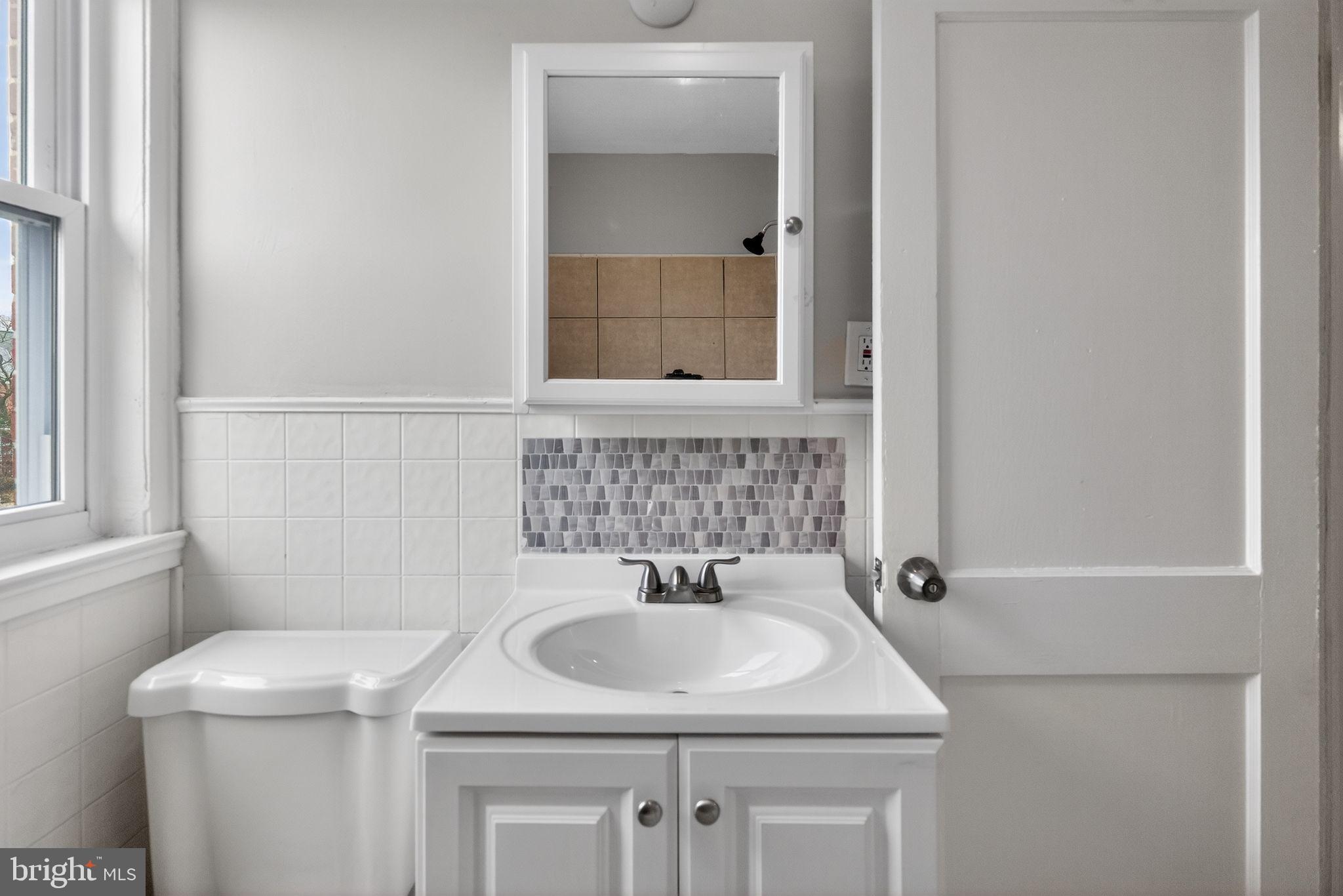 PERRING LOCH - Residential