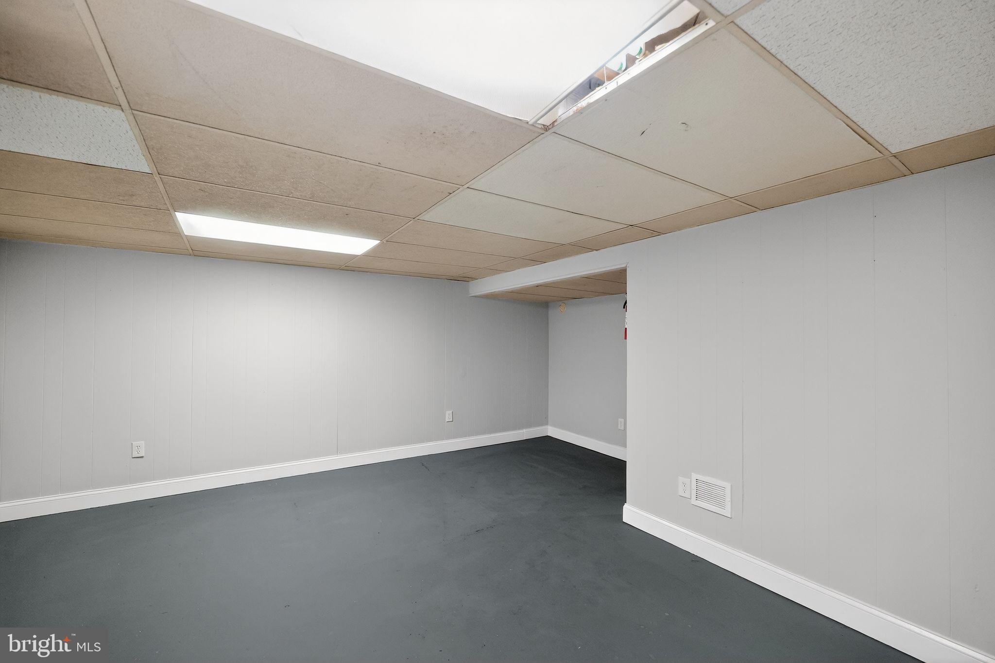 PERRING LOCH - Residential