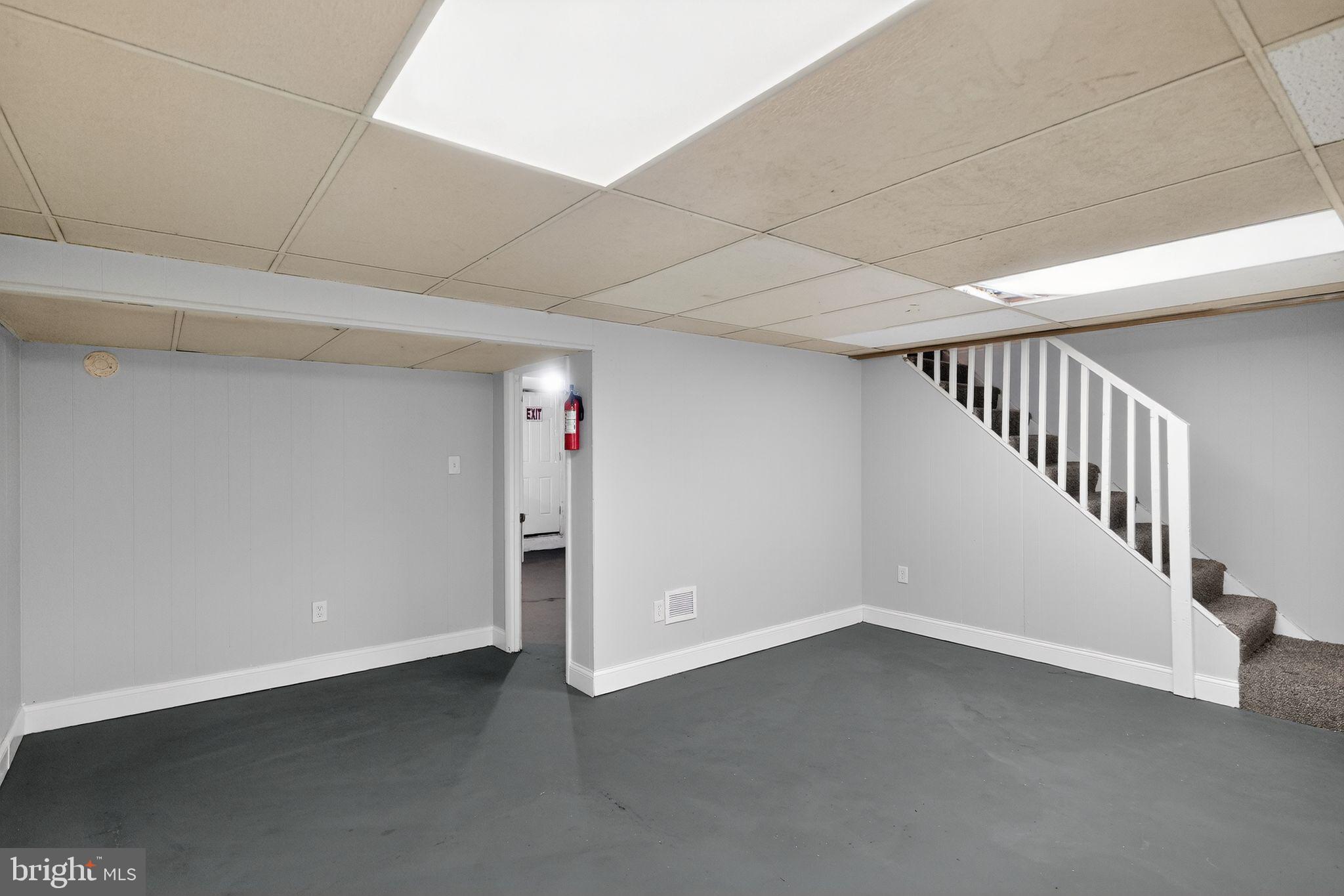 PERRING LOCH - Residential