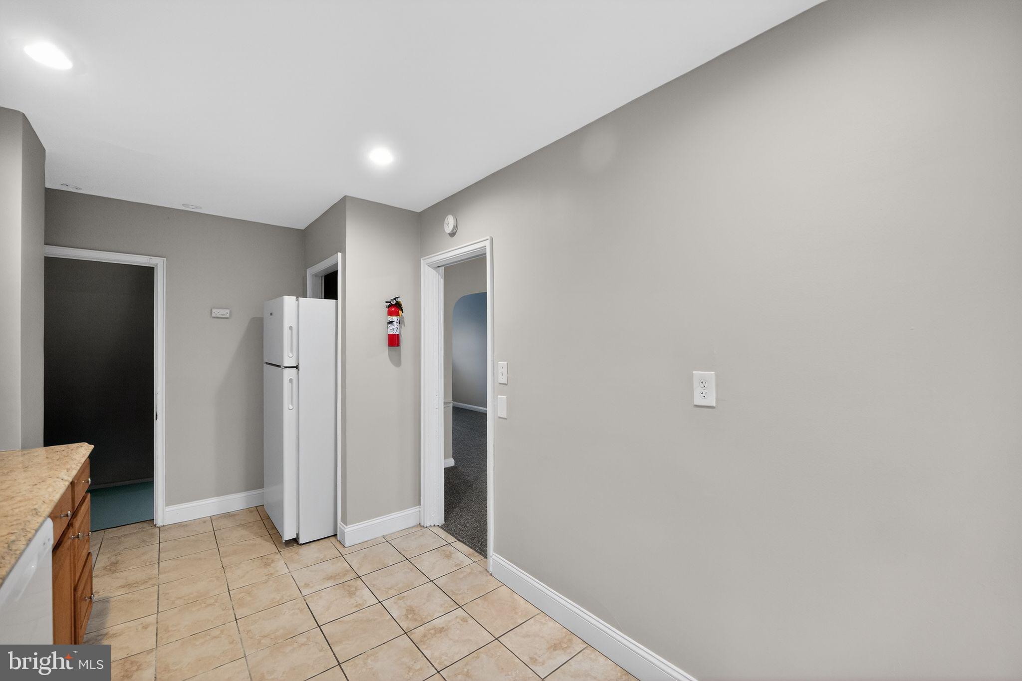 PERRING LOCH - Residential