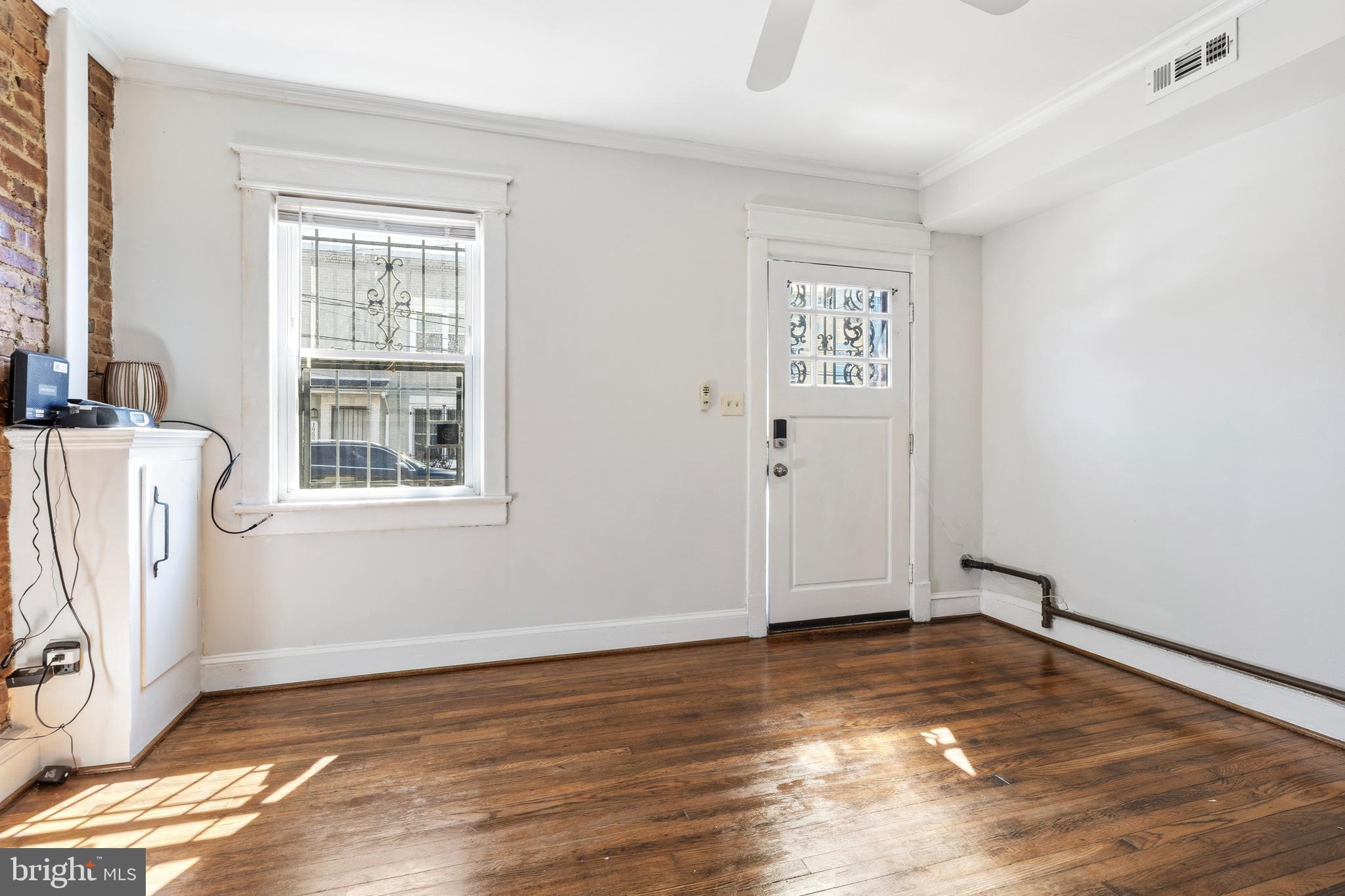 1938 CAPITOL AVENUE NE