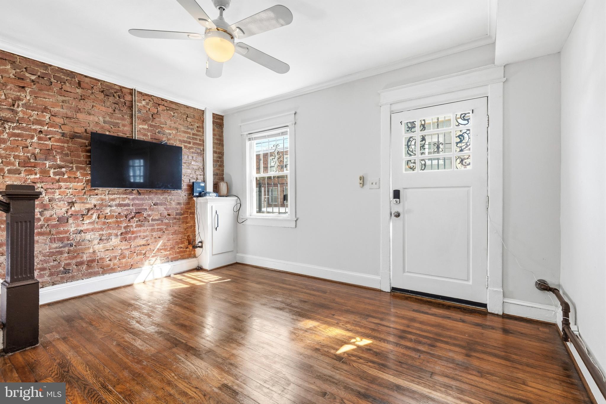 1938 CAPITOL AVENUE NE